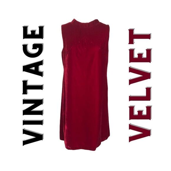VINTAGE Red Velvet Sleeveless Shift Dress - Sz 8-10 WOW 🤩 - Picture 1 of 9